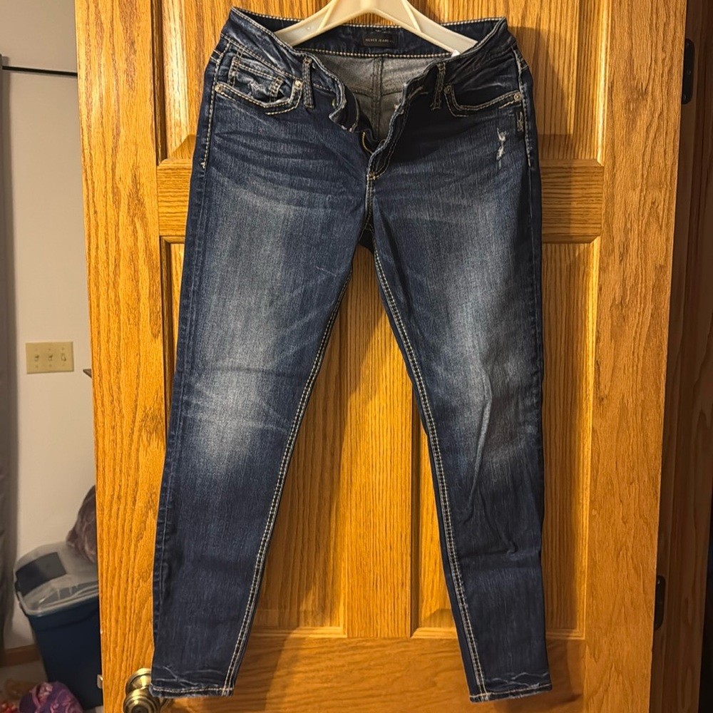 Silver Jean Suki Skinny
30W/29L